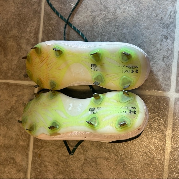 Under Armour Baseball Cleats - Picture 8 of 8